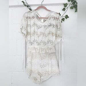 Small •• Foxiedox •• White Cream, Lace Romper Onesie, Cinched Waistline ••